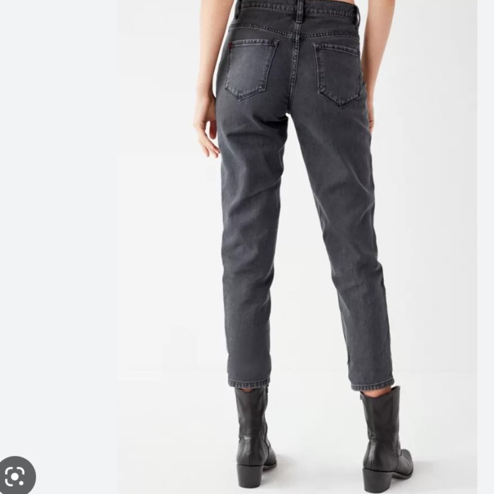 BDG Urban Outfitters Mom Jeans